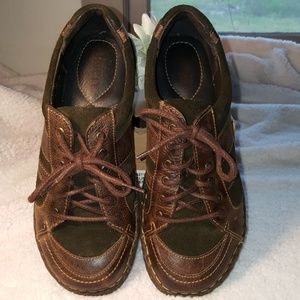 Born Women's "Melissa" Dark Green Suede